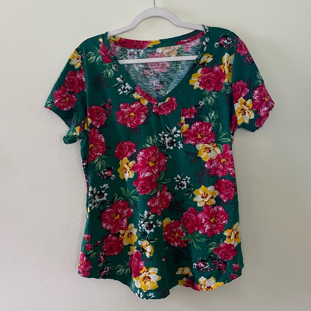 Torrid Pocket Tee | Heritage Slub Green Floral